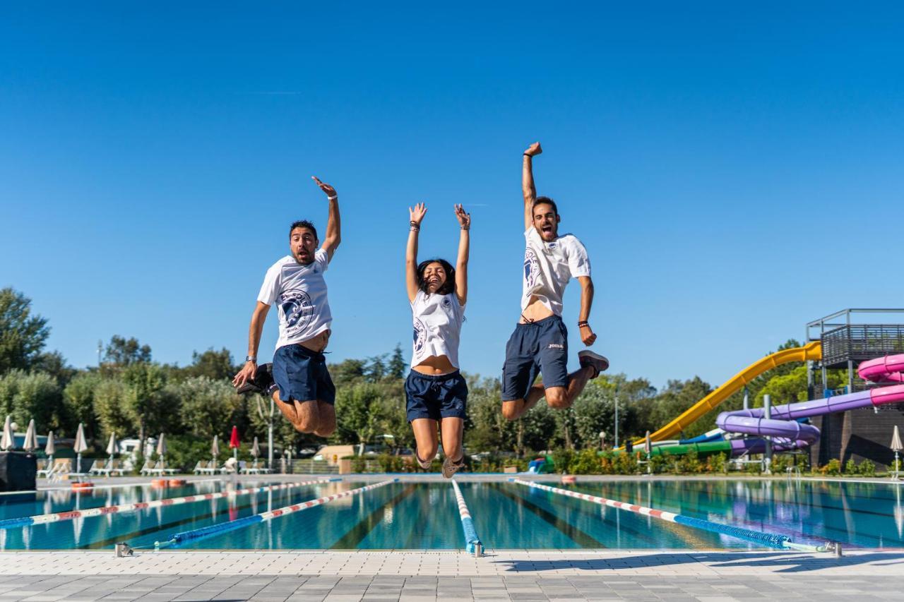 Club Del Sole Marina Julia Family Collection Otel Dış mekan fotoğraf