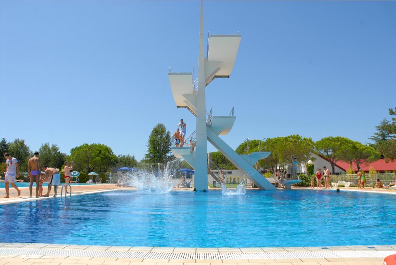 Club Del Sole Marina Julia Family Collection Otel Dış mekan fotoğraf